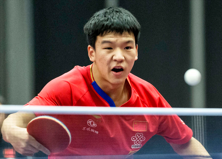 一艘老旧的 一艘老旧的