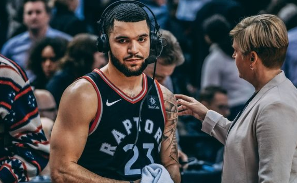 显失落相比 显失落相比